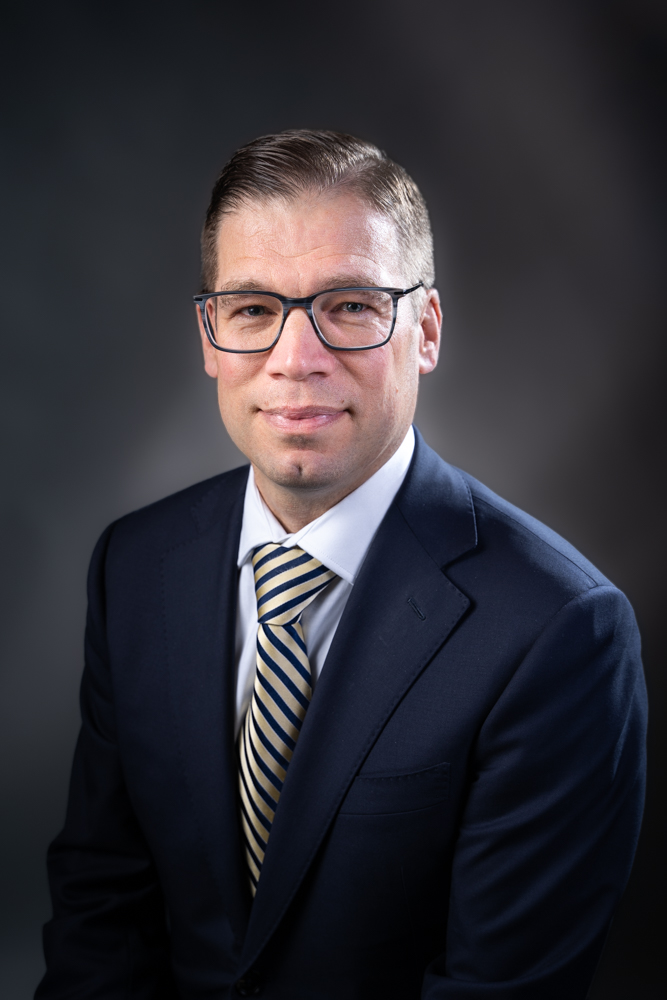 Mark Jacula headshot